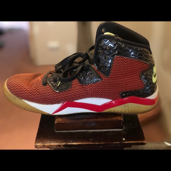 Jordan Spike 40’s - Picture 2 of 7